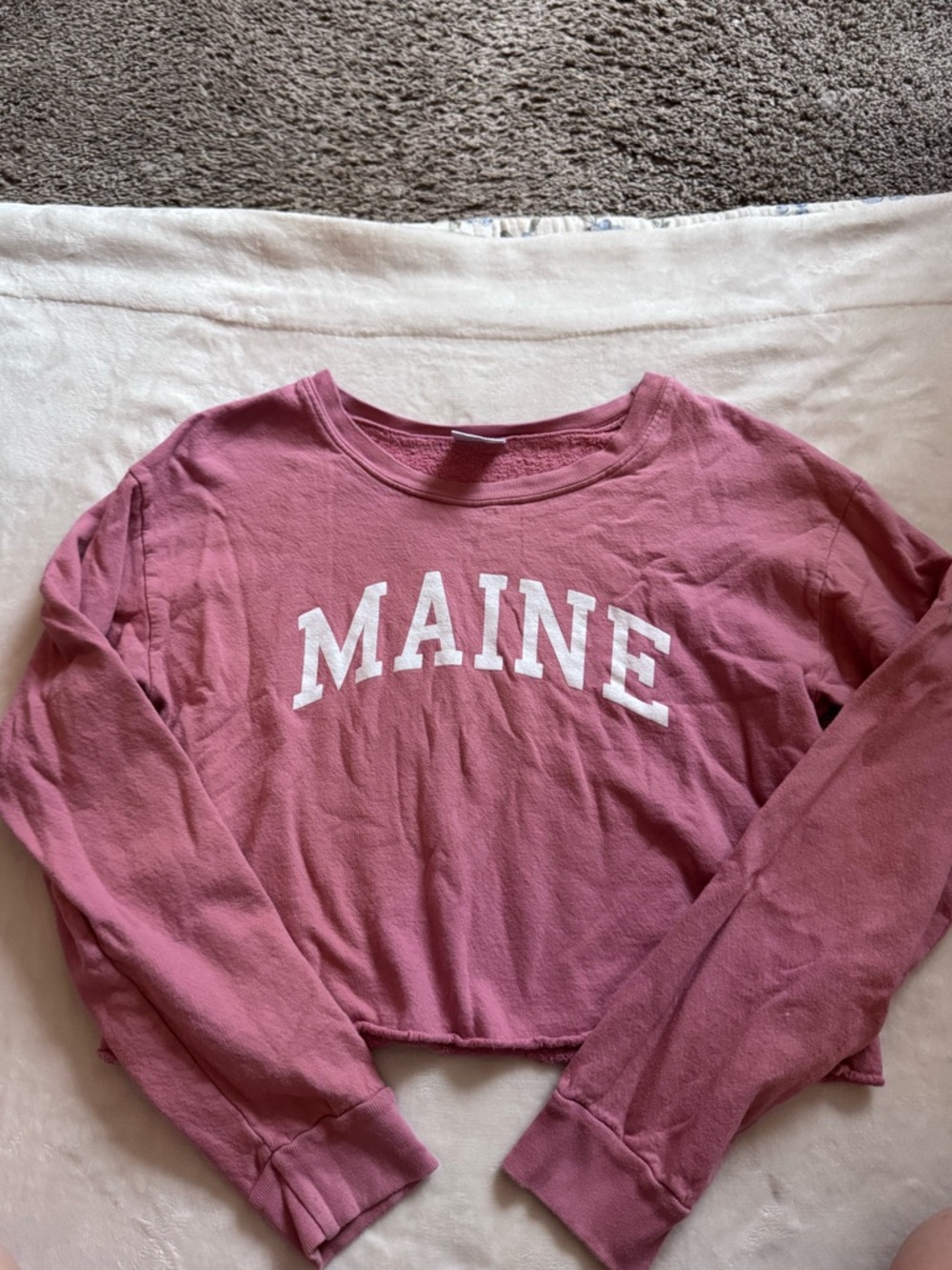Stadium Athletics Women's Mauve Pink 'MAINE' Cropped Sweatshirt